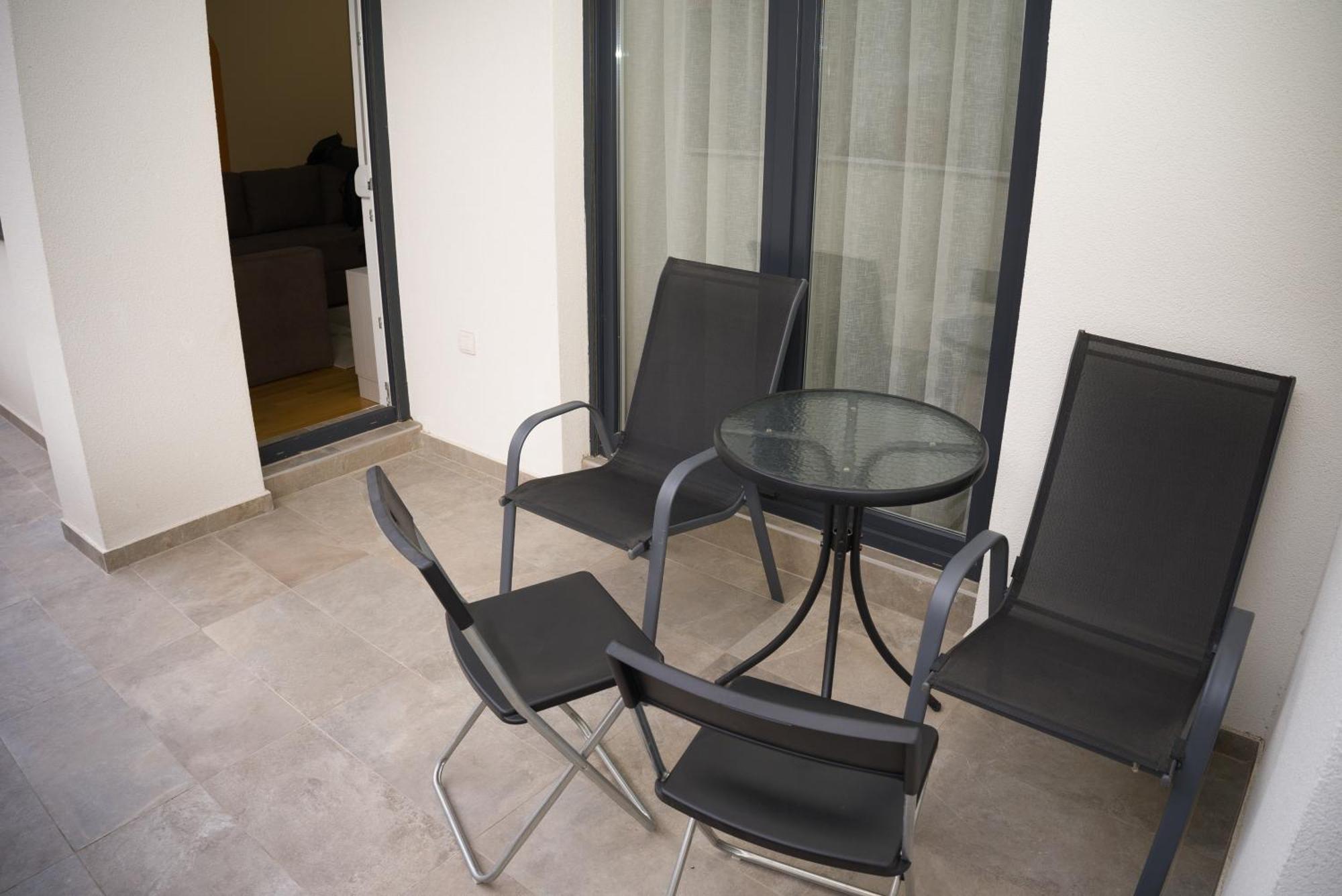 Apartment Infinity Kruševac Exteriör bild