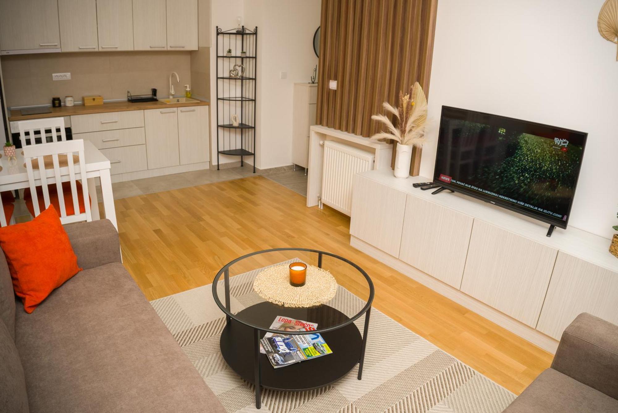 Apartment Infinity Kruševac Exteriör bild